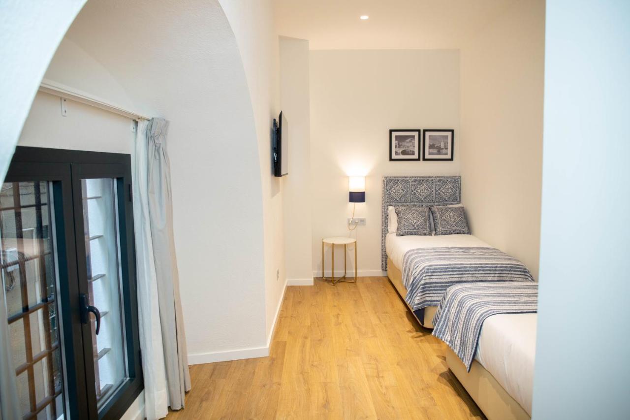 Nqn Aparts & Suites Sevilla ภายนอก รูปภาพ