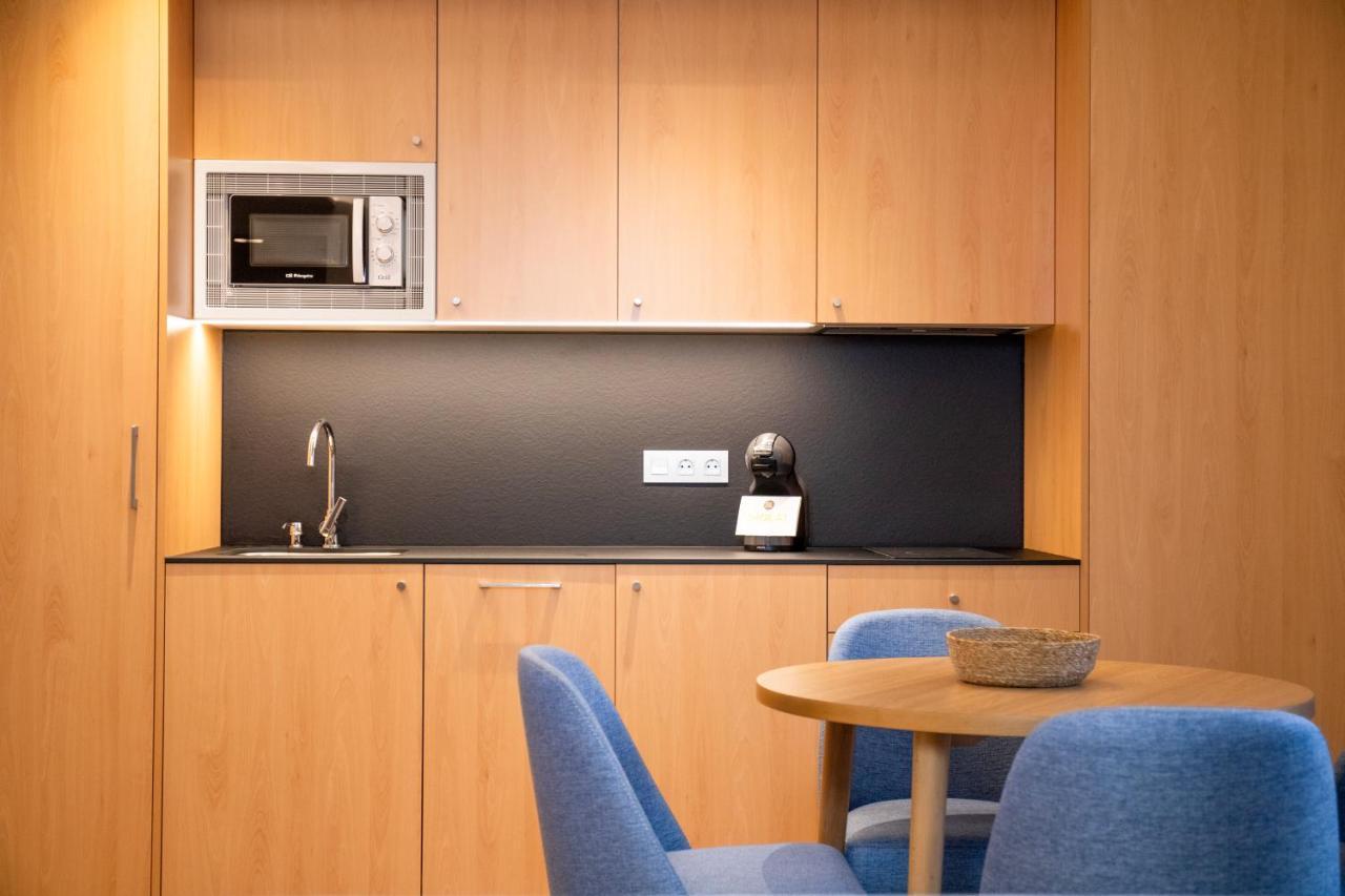 Nqn Aparts & Suites Sevilla ภายนอก รูปภาพ