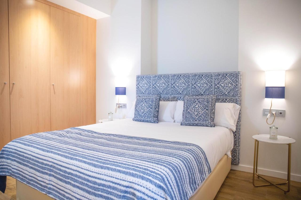 Nqn Aparts & Suites Sevilla ภายนอก รูปภาพ