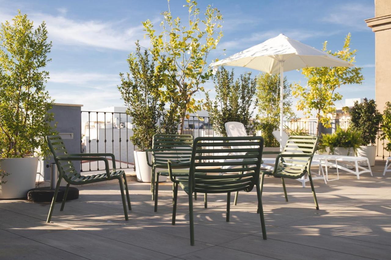 Nqn Aparts & Suites Sevilla ภายนอก รูปภาพ
