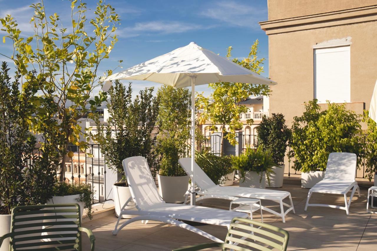 Nqn Aparts & Suites Sevilla ภายนอก รูปภาพ