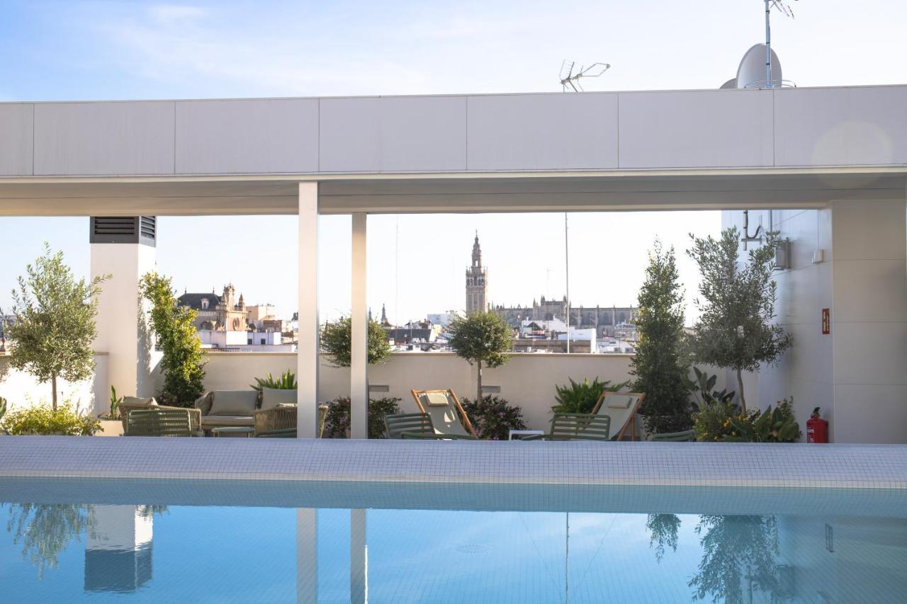 Nqn Aparts & Suites Sevilla ภายนอก รูปภาพ