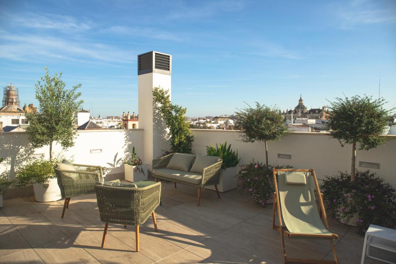 Nqn Aparts & Suites Sevilla ภายนอก รูปภาพ