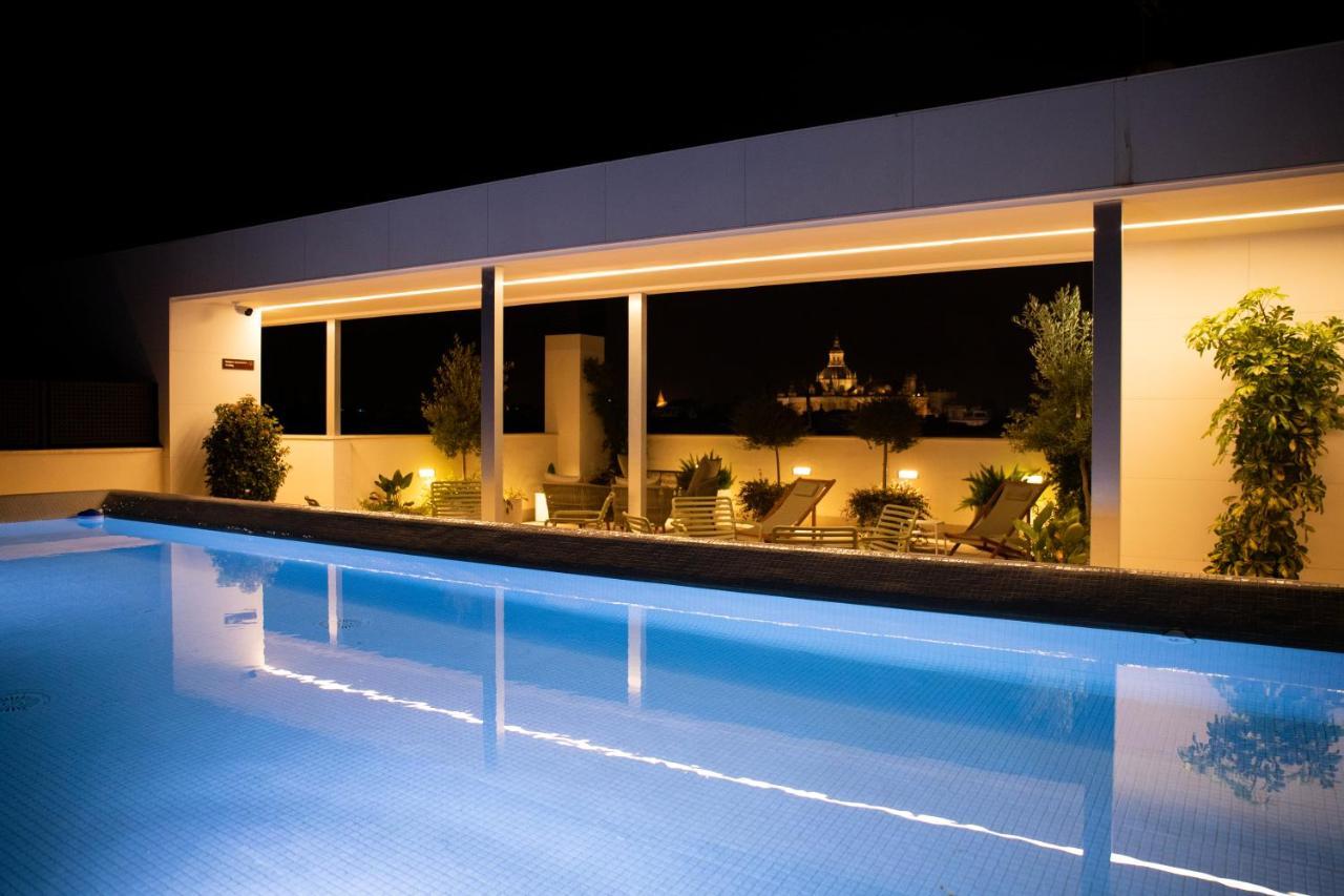 Nqn Aparts & Suites Sevilla ภายนอก รูปภาพ