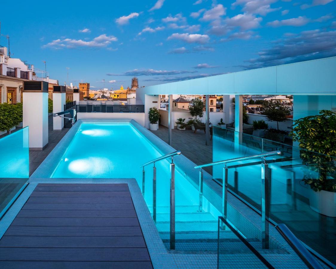 Nqn Aparts & Suites Sevilla ภายนอก รูปภาพ